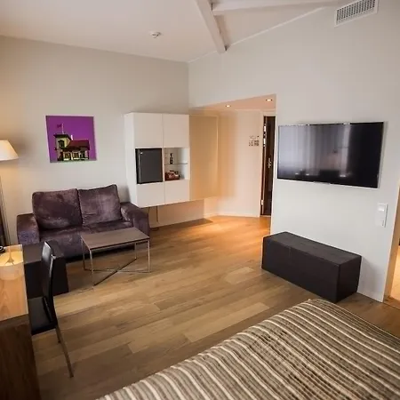 Quality Edvard Grieg Otel 4*
