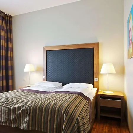 クオリティ エドワルド グリーグ 4*