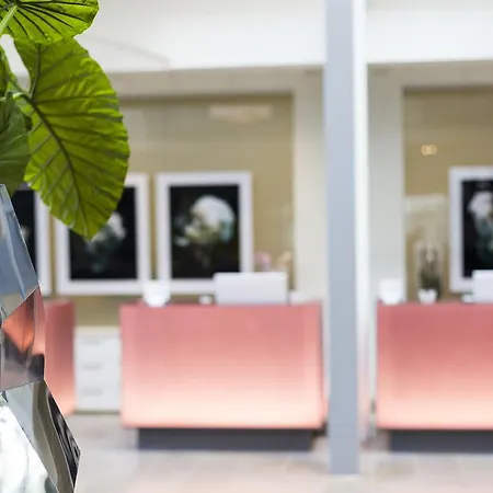 ホテル クオリティ エドワルド グリーグ