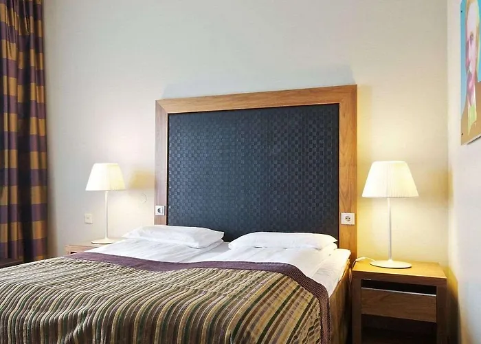 Quality Edvard Grieg 4*